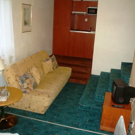Schaumannuv Dvur Karlovice (Moravia-Silesia)