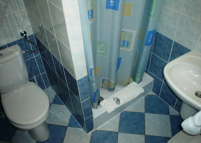 Schaumannuv Dvur 3*